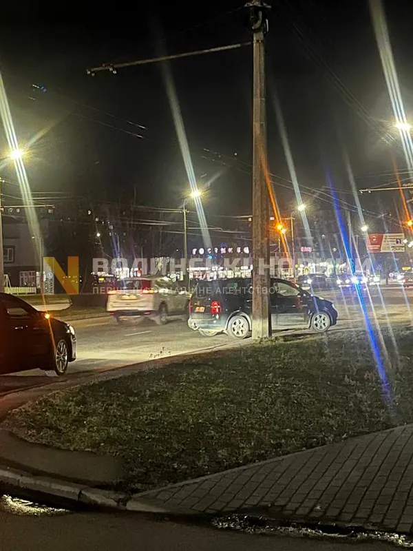 У Луцьку на проспекті Соборності збили людину (фото)