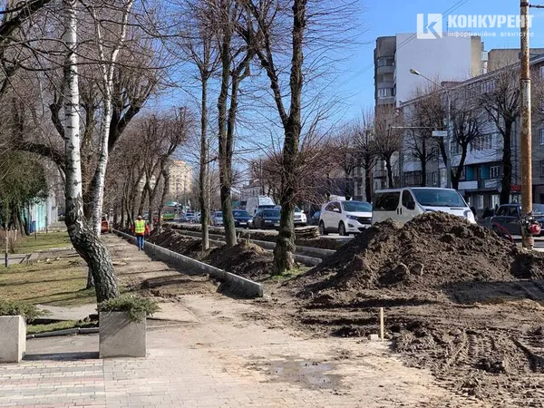Розриті ділянки вулиці