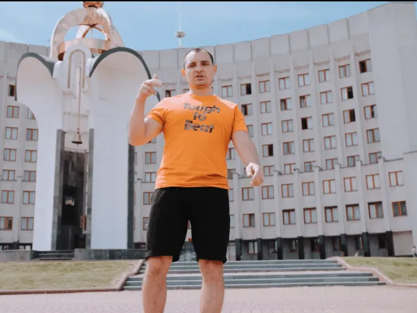 Мережу підкорює щирий реп про Волинь (відео)