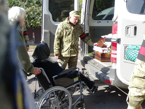 Вважався зниклим безвісти: на Волині попрощалися з воїном Михайлом Ткачуком (фото)