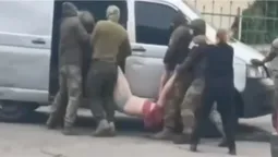 Грузили в бус за руки і ноги: на Волині перевірять дії ТЦК (відео)