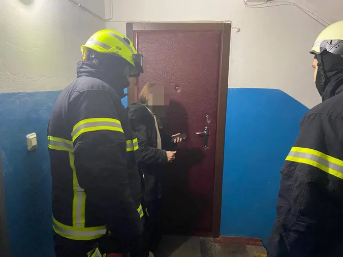 У Луцьку жінка втратила свідомість у власному помешканні (фото)