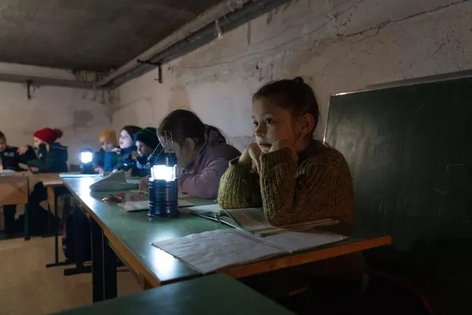 Генератори не перекривають потреб: як луцькі школи справляються без світла