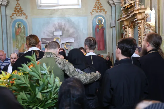 У Луцькій громаді попрощалися із загиблим Олександром Голотюком (фото)