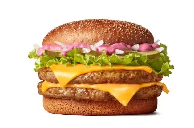 В Луцьку теж буде: McDonald’s повернув українське меню