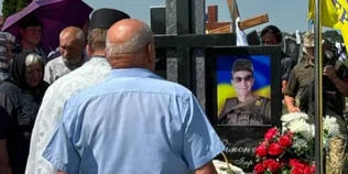 Понад три роки після загибелі: на Волині дозахоронили захисника Ігоря Сімончука (фото)