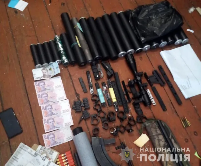 На Волині чоловік переробляв зброю: клієнтів мав з усієї країни (фото)