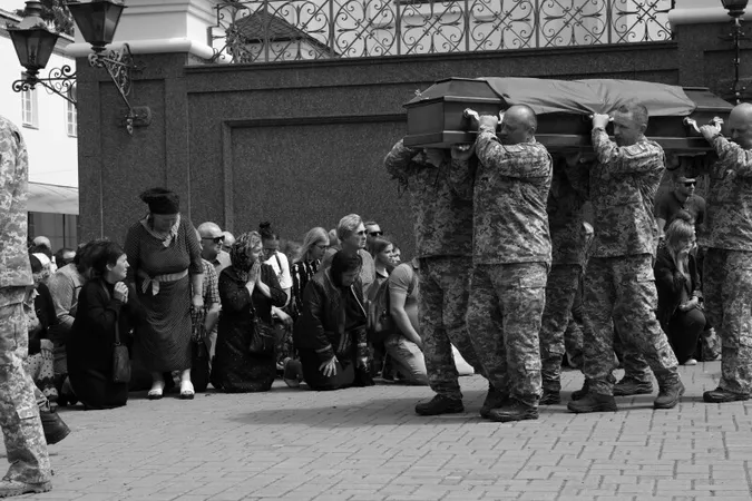 У Луцьку попрощалися із загиблим на Луганщині Романом Гаврилюком (фото)