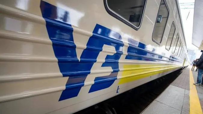 В «Укрзалізниці» створять додаток для купівлі е-квитків