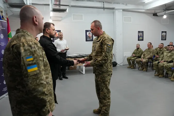 Волинським прикордонникам вручили державні нагороди (фото)