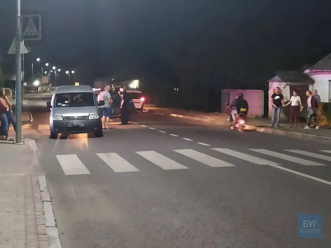 ДТП у Володимирі-Волинському: авто збило дитину на переході (фото)