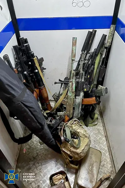У Харкові бандити під виглядом правоохоронців грабували містян (фото)