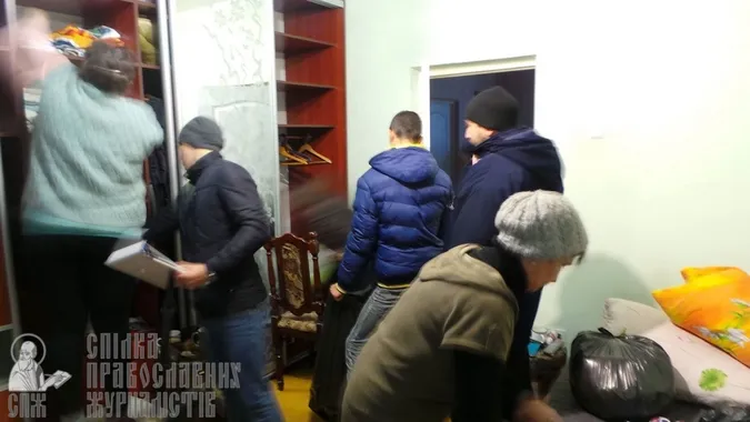 Як на Волині виселяли священика Московського патріархату (фоторепортаж)