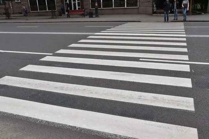 Усі тендерні пропозиції щодо розмітки на дорогах Луцька відхилили 
