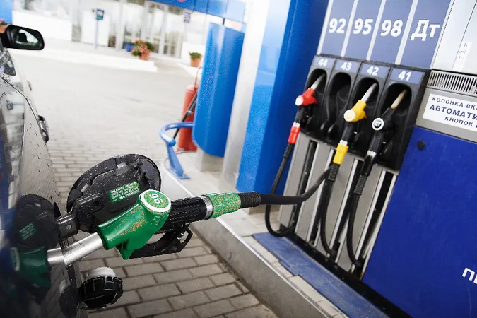 Фіскали розповіли, скільки продавців пального зареєструвалося на Волині