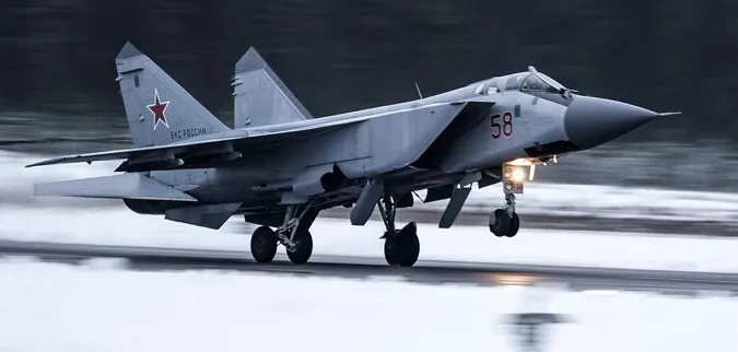 У Білорусі почали імітувати злети МіГ-31К