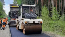 У Камінь-Каширському районі ремонтують сім кілометрів дороги (фото)
