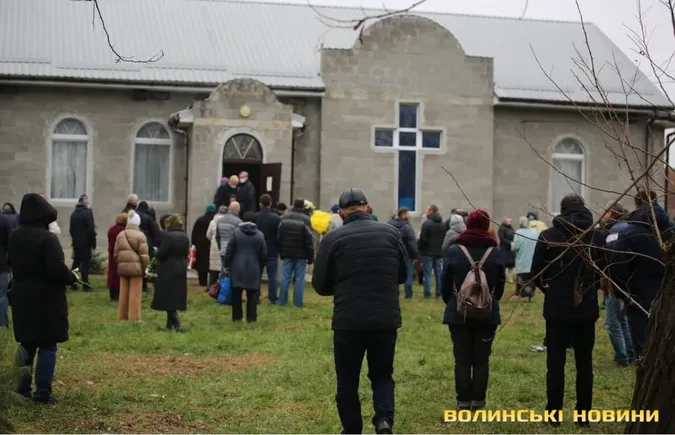 У Луцьку попрощались із єпископом Олегом Ведмеденком, який трагічно загинув (фото)