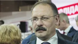 «Путін – х*йло» та Яценюка за «цимбали»: чим прославився загиблий на фронті екснардеп Олег Барна (відео)