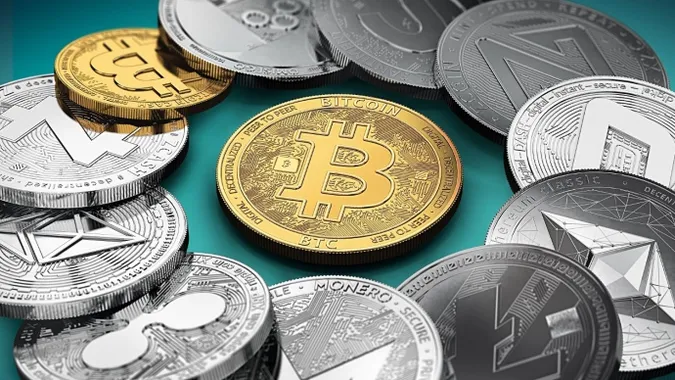 Курс біткоїна продовжує падати