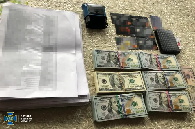 СБУ викрила контрабанду нелегальних медикаментів