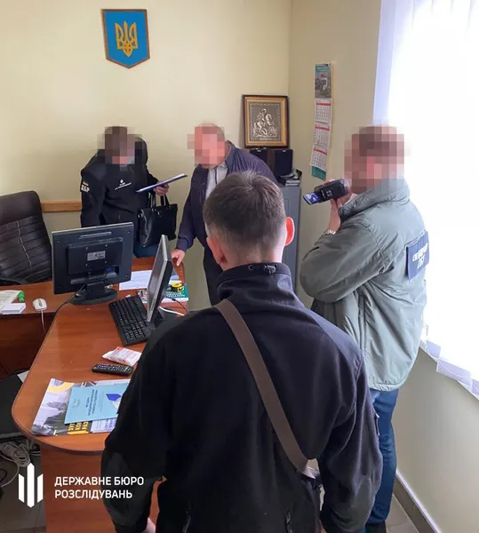 Заробляли на вантажівках: на Волинській митниці викрили корупціонерів (фото, відео)