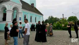 У Володимирі в «московських» попів закінчився договір оренди Успенського собору, але з'їжджати вони не поспішають