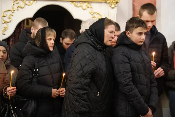 У Луцьку попрощались з Героєм Богданом Чепелою (фото)