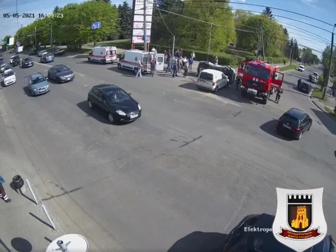 Аварія на Рівненській: з’явилося відео зіткнення (відео)