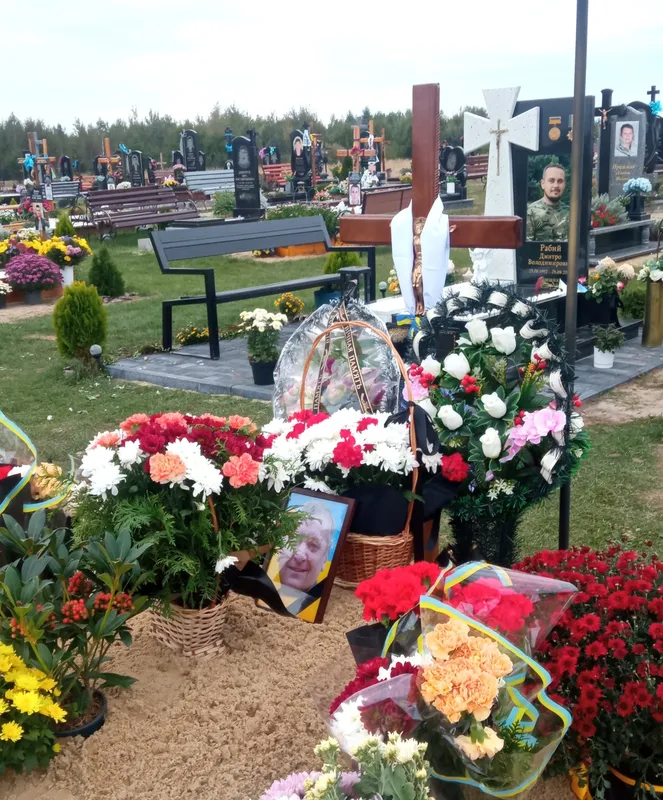 На Волині попрощалися із воїном Вадимом Муцом (фото)