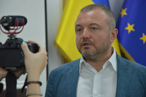 Провладна більшість обділила луцькі округи без депутатів на 1, 2 мільйона гривень