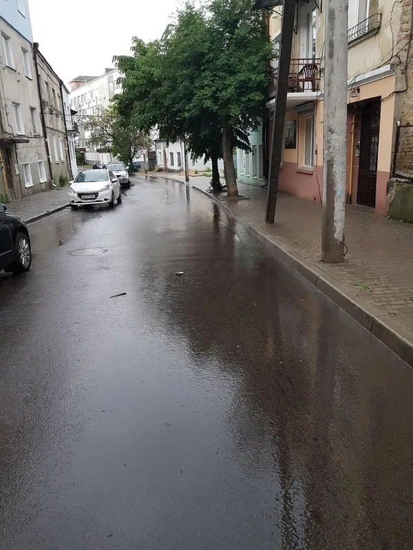 Містяни просять ліквідувати «луцькі водоспади» (фото)