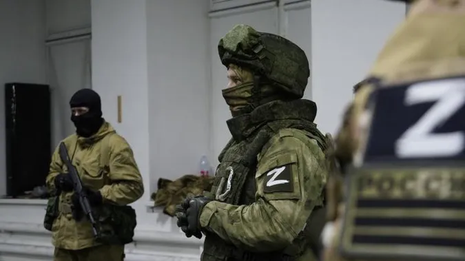 До Білорусі прибув черговий ешелон з російськими військами: ходили групами по магазинах