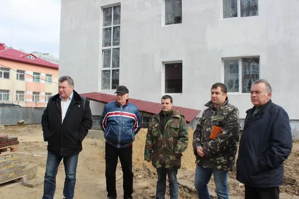 До 1 вересня в Луцьку може  відкритись нова школа (фото)