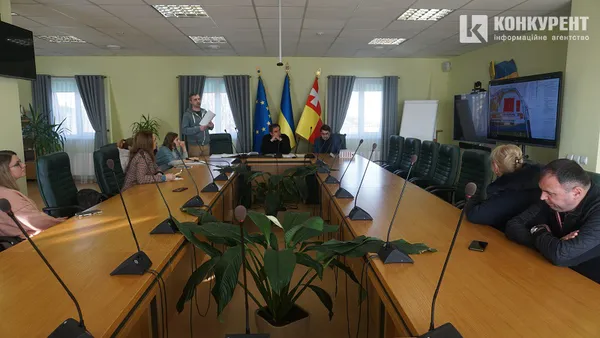 Ні дворів, ні місць у садках і школах:  у Луцьку планують збудувати нову висотку