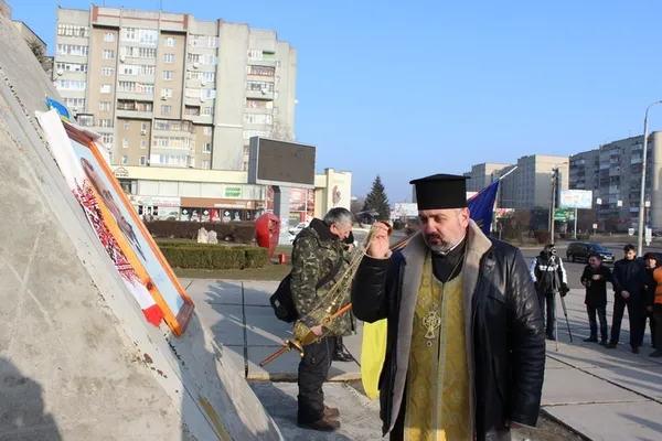 У Луцьку вшанували пам'ять Степана Бандери (фото)