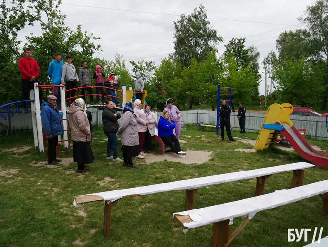 На Волині релігійна громада перейшла до ПЦУ разом зі священником (фото, відео)