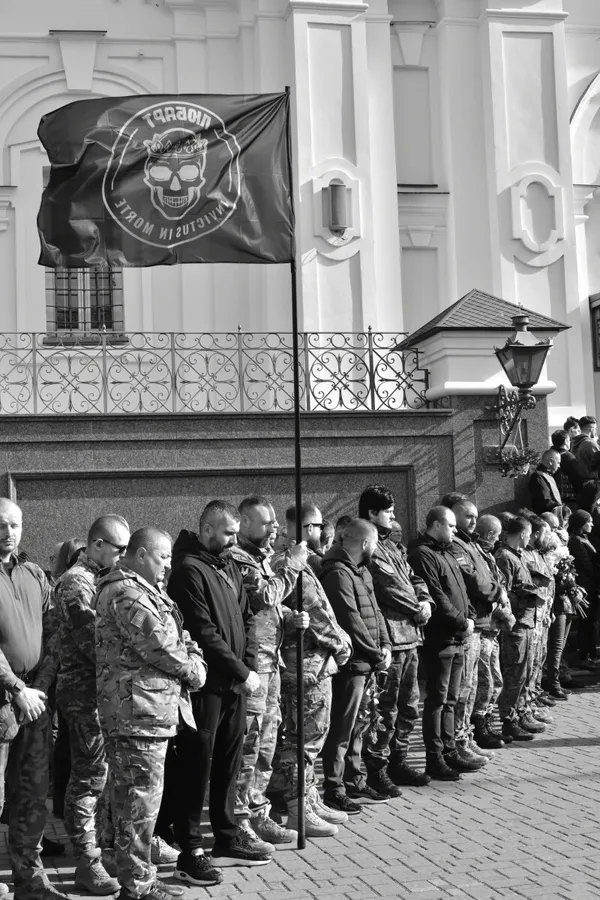 У Луцьку провели в останню дорогу загиблого Героя Олега Струбіцького (фото)