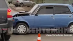 У Луцьку на Ковельській «жигулі» вгатились у позашляховик (відео)
