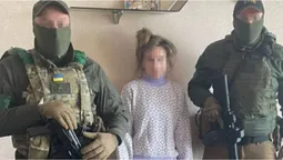 В Харкові затримали колаборантку, яка здавала позиції ЗСУ російським окупантам (відео)
