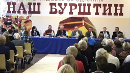 Активісти вимагають передачі прав на видобуток бурштину місцевим громадам (фото, відео)