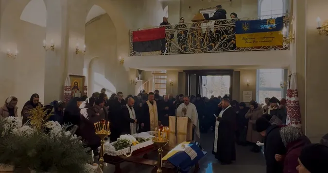 У Шацьку попрощалися із загиблим воїном Петром Солодухою (фото)