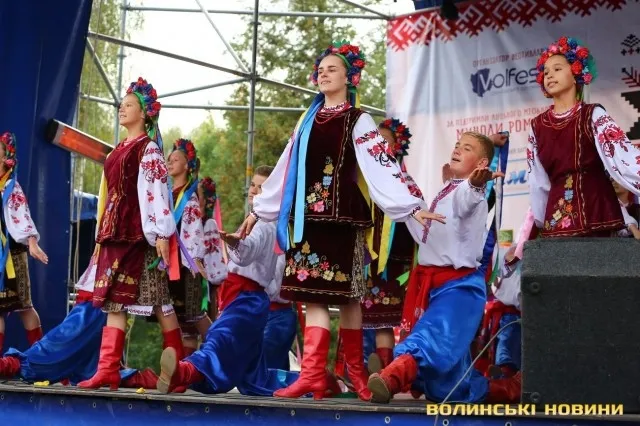 На луцькому «Фестивалі національної кухні» смакували борщ та вареники (фото)