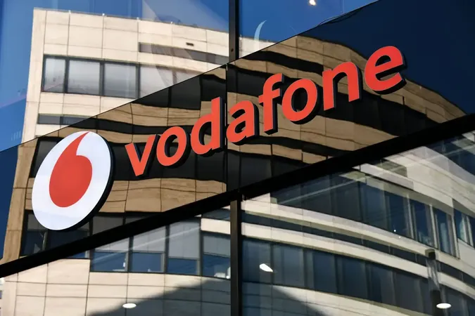 Vodafone самостійно підключає абонентів до дорожчого тарифу: що відбувається