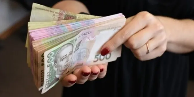 На Волині 26-річна шахрайка видурила в людей майже 1,5 мільйона