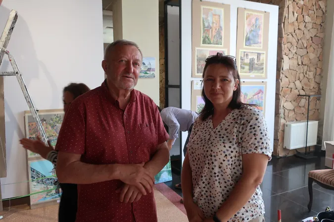 У Луцьку нагородили художників, які кілька днів малювали Старе місто (фото)