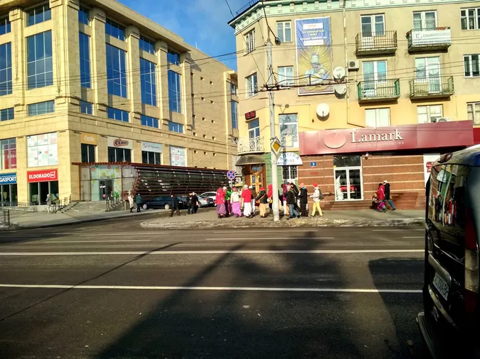 Кришнаїти пройшлися центром Луцька у день Хрещення Господнього (фото)
