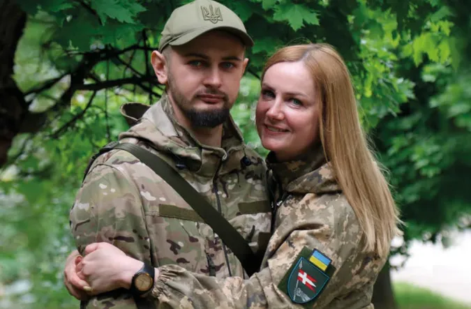 Короткі зустрічі заряджають і додають сил: у волинській бригаді служать мама і син (фото)