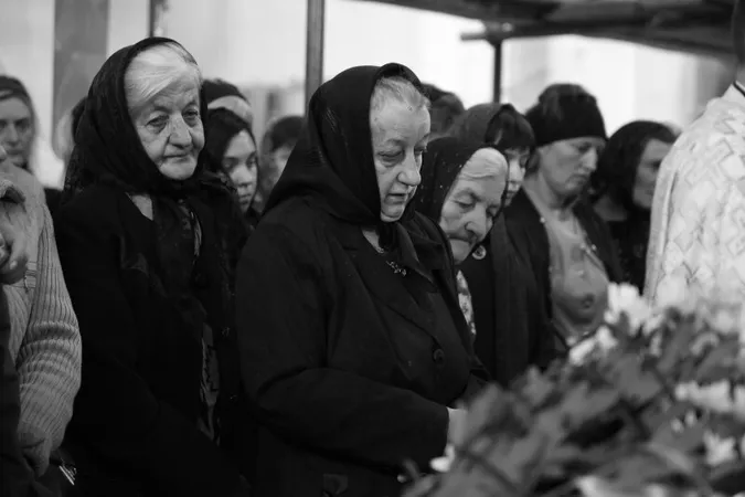 У Луцьку попрощалися із загиблим на Донеччині десантником Михайлом Кузьмою (фото)