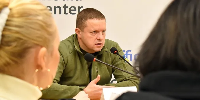 Голова Волинської ОВА поспілкувався з сім'ями військових: обговорили проблеми (фото)